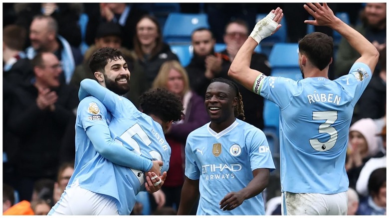 Manchester Citys unge forsvarsspiller Joško Gvardiol scorer mål på rad